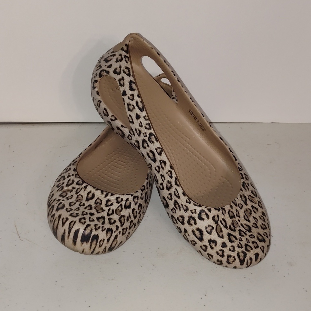 Crocs Kadee Leopard Ballet Flat Shoes Size 7